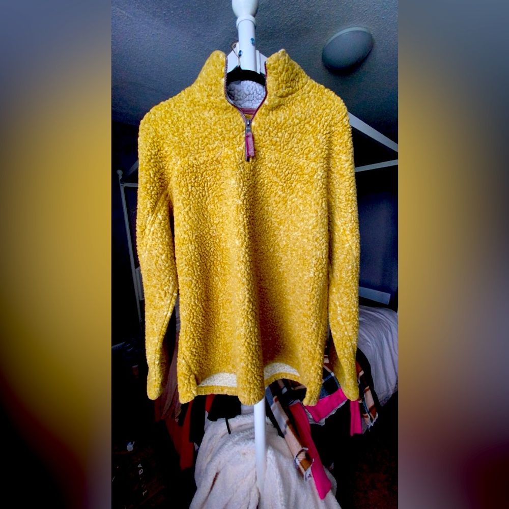 Yellow True grit pullover